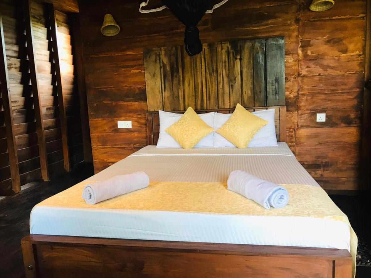 Chena Huts Eco Resort Sigiriya Dış mekan fotoğraf