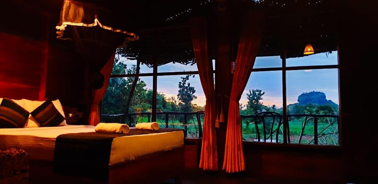 Chena Huts Eco Resort Sigiriya Dış mekan fotoğraf